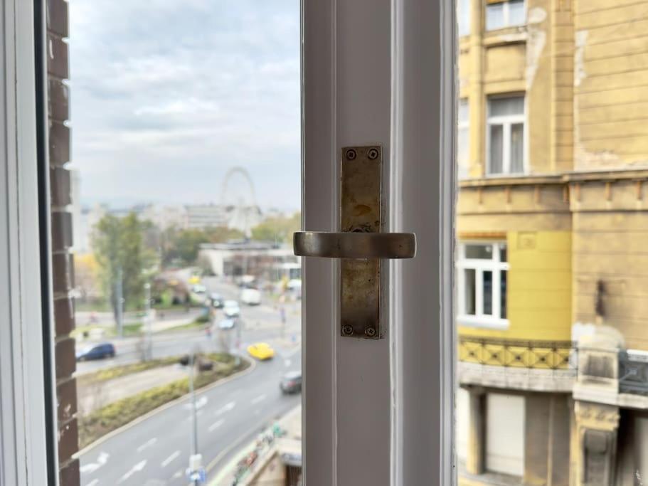 Premium Apartment By Hi - Central 2 Bedroom - Best View Budapeşte Dış mekan fotoğraf