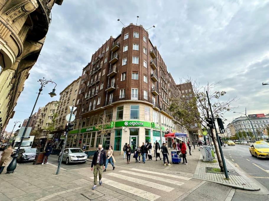 Premium Apartment By Hi - Central 2 Bedroom - Best View Budapeşte Dış mekan fotoğraf