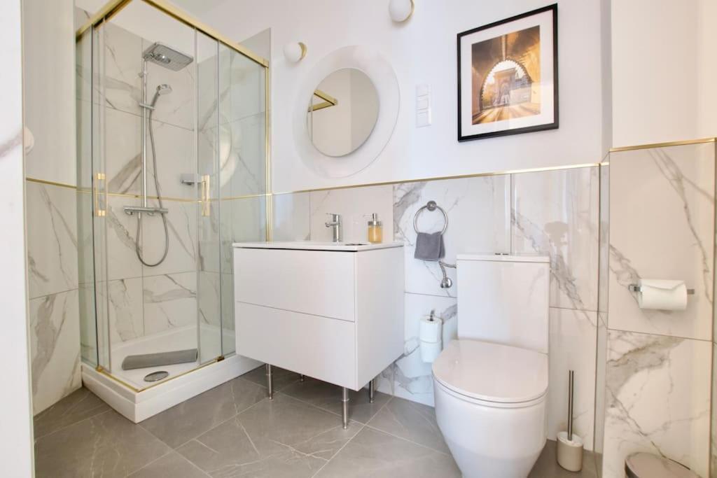 Premium Apartment By Hi - Central 2 Bedroom - Best View Budapeşte Dış mekan fotoğraf